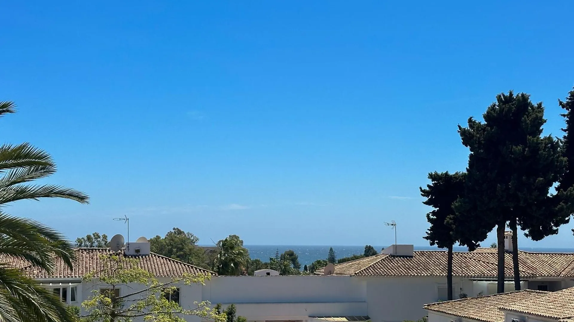 Apartment La Brisa Del Paraiso - Sea View Rooftop Terrace Estepona